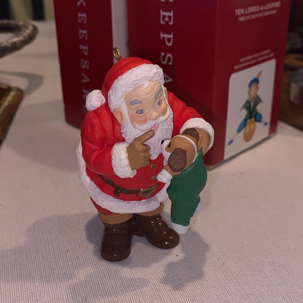 Hallmark Keepsake Ornament 1998 New Christmas Friend Santa With Puppy